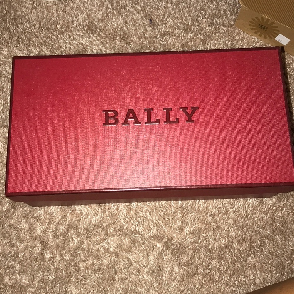 Women’s Pink Bally’s